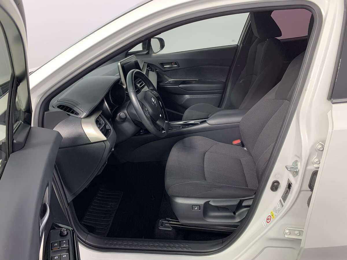 Toyota C-HR б/у, 2019, Вариатор. Фото: #13