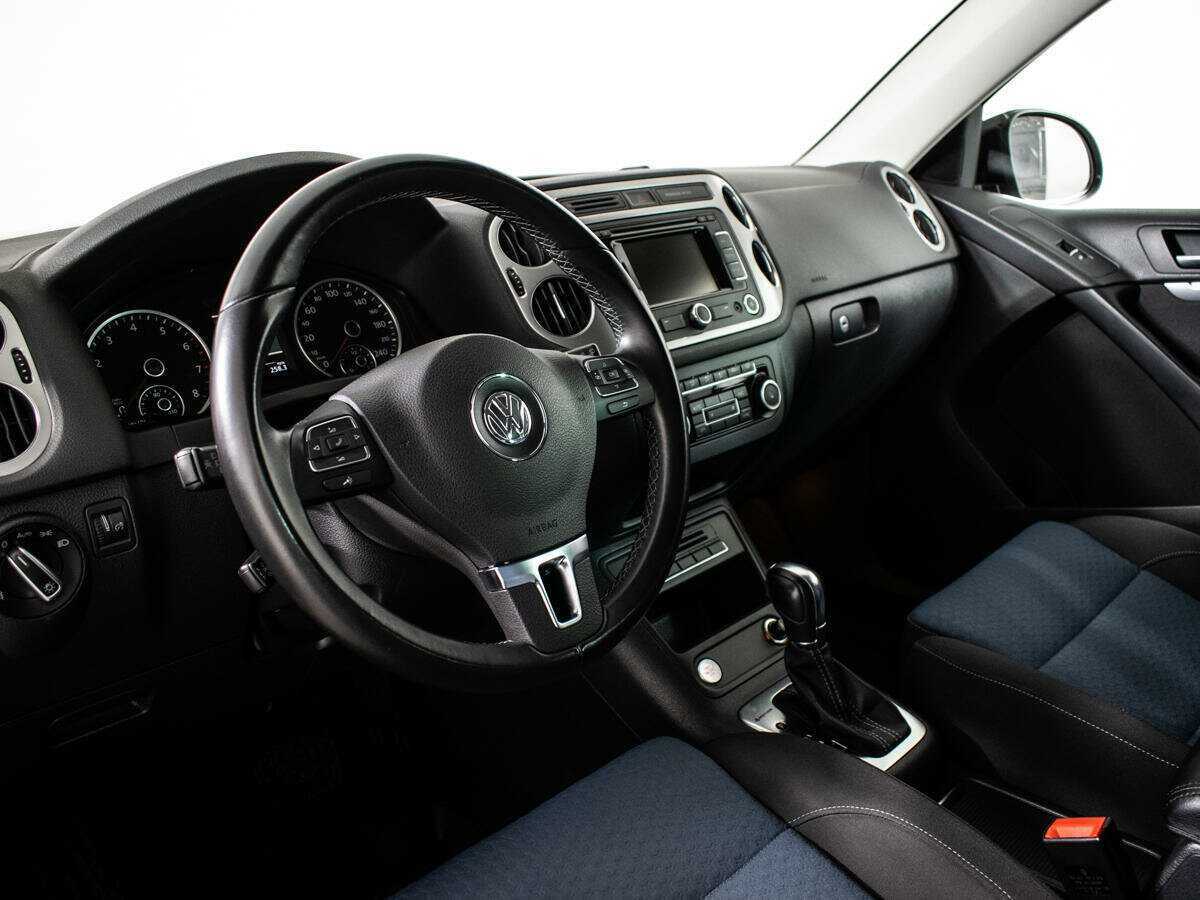 Volkswagen Tiguan б/у, 2013, Автоматическая. Фото: #12