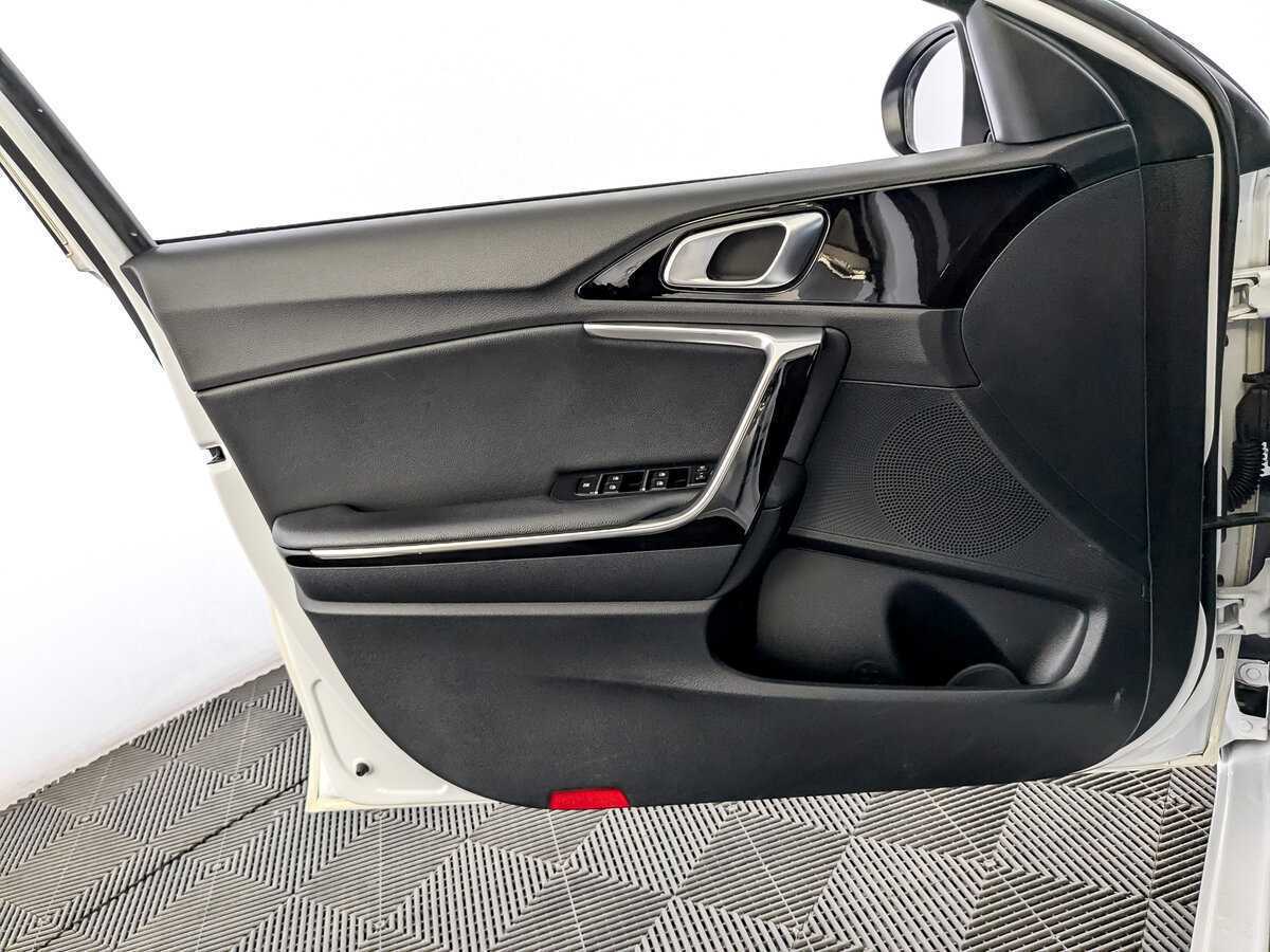 Kia Ceed б/у, 2020, Автоматическая. Фото: #18