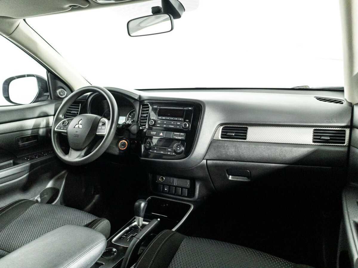 Mitsubishi Outlander б/у, 2018, Вариатор. Фото: #8