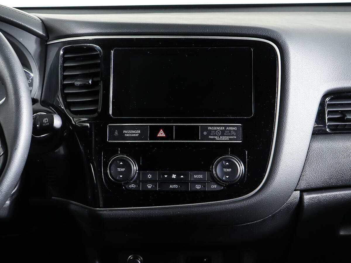 Mitsubishi Outlander б/у, 2020, Вариатор. Фото: #11
