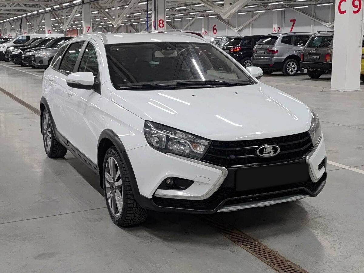 Lada (ВАЗ) Vesta б/у, 2018, Роботизированная. Фото: #2