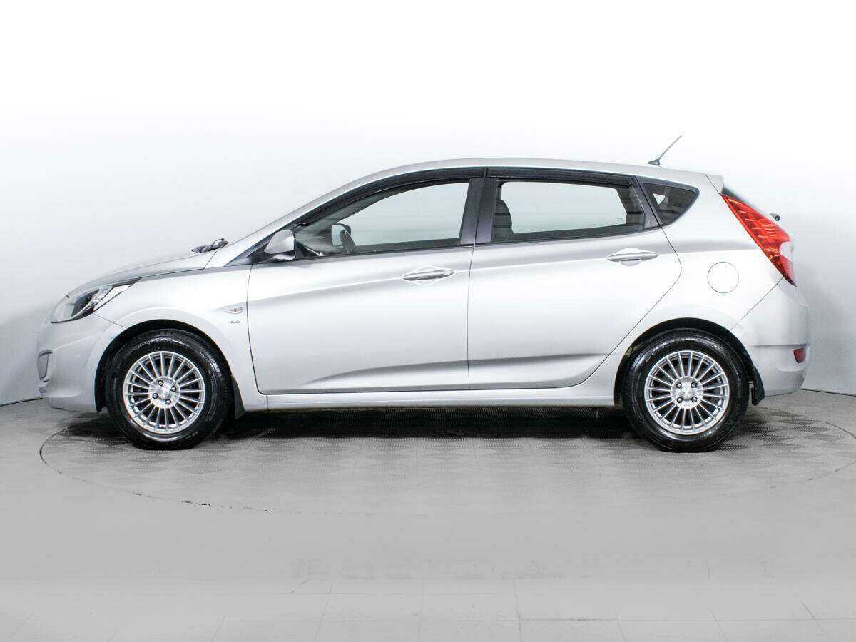 Hyundai Solaris б/у, 2012, Механическая. Фото: #7