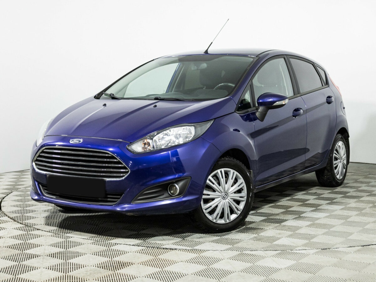 Ford Fiesta б/у, 2016, Роботизированная. Посмотреть фото