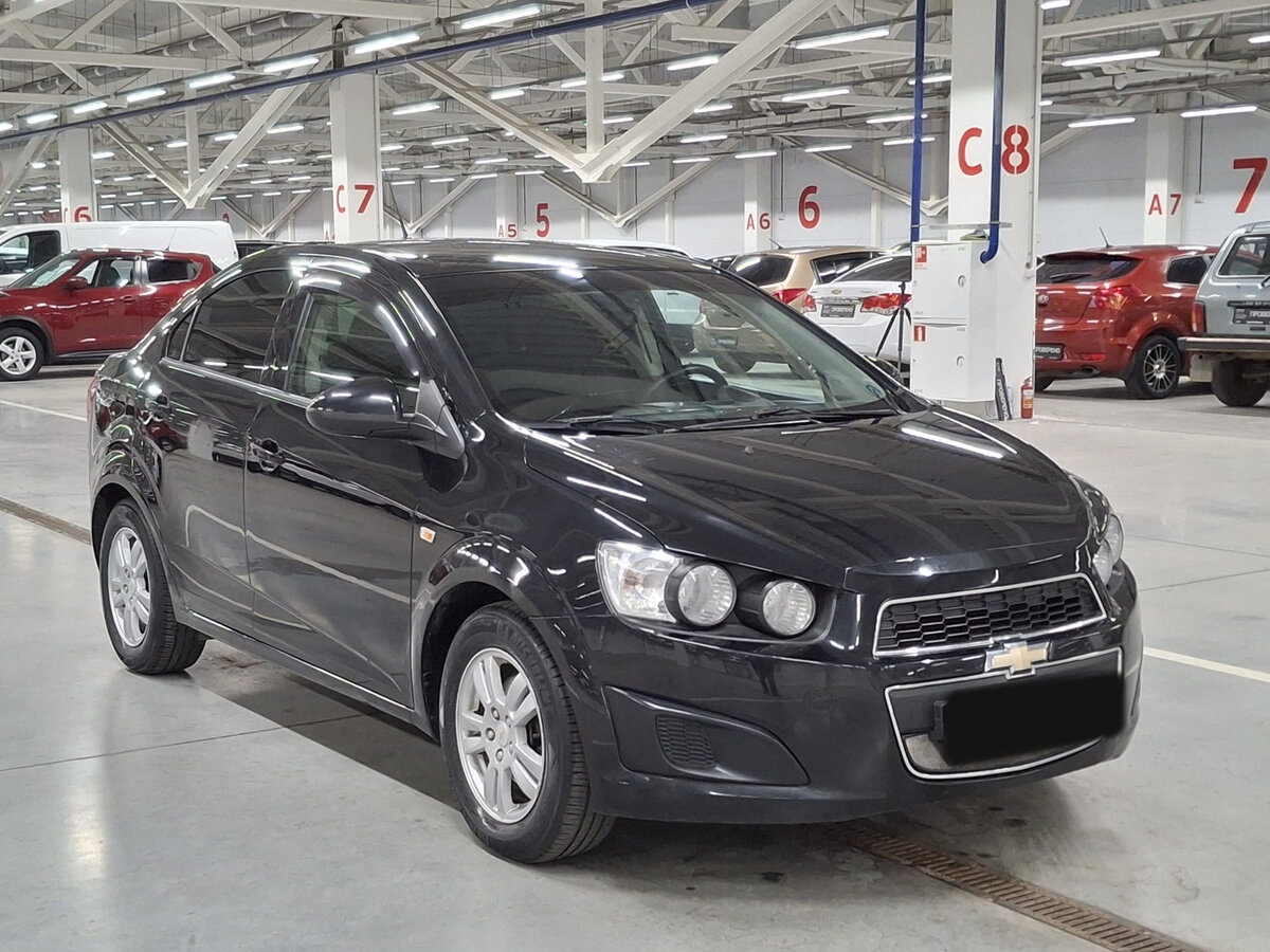 Chevrolet Aveo б/у, 2012, Механическая. Фото: #2