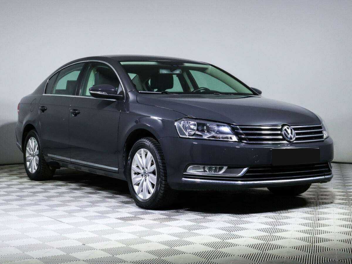 Volkswagen Passat б/у, 2014, Роботизированная. Фото: #2