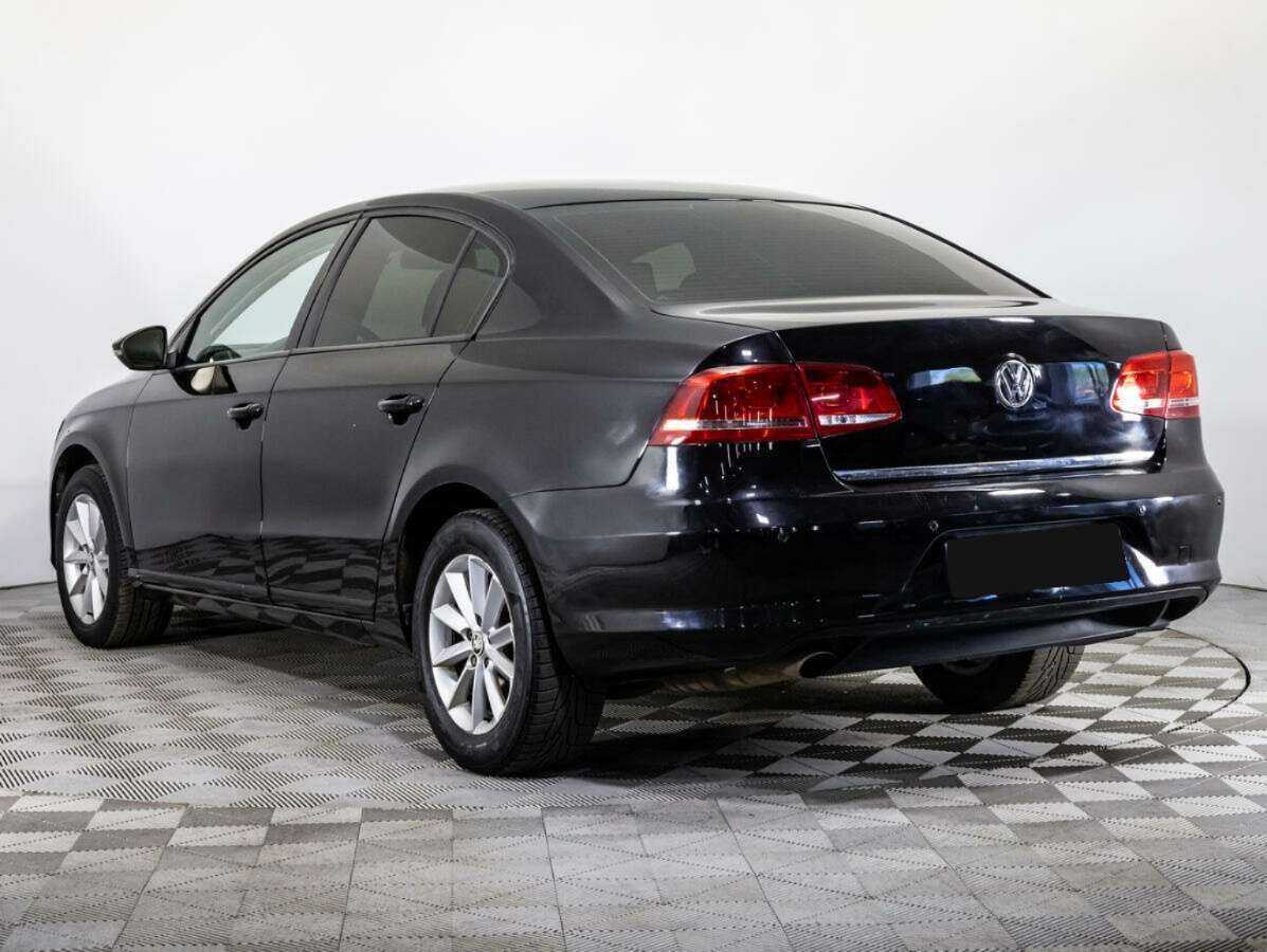 Volkswagen Passat б/у, 2013, Механическая. Фото: #5