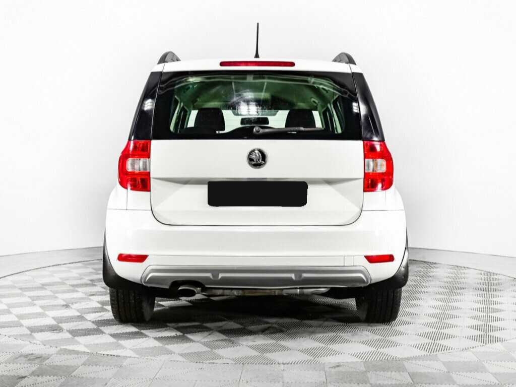 Skoda Yeti б/у, 2016, Механическая. Фото: #5