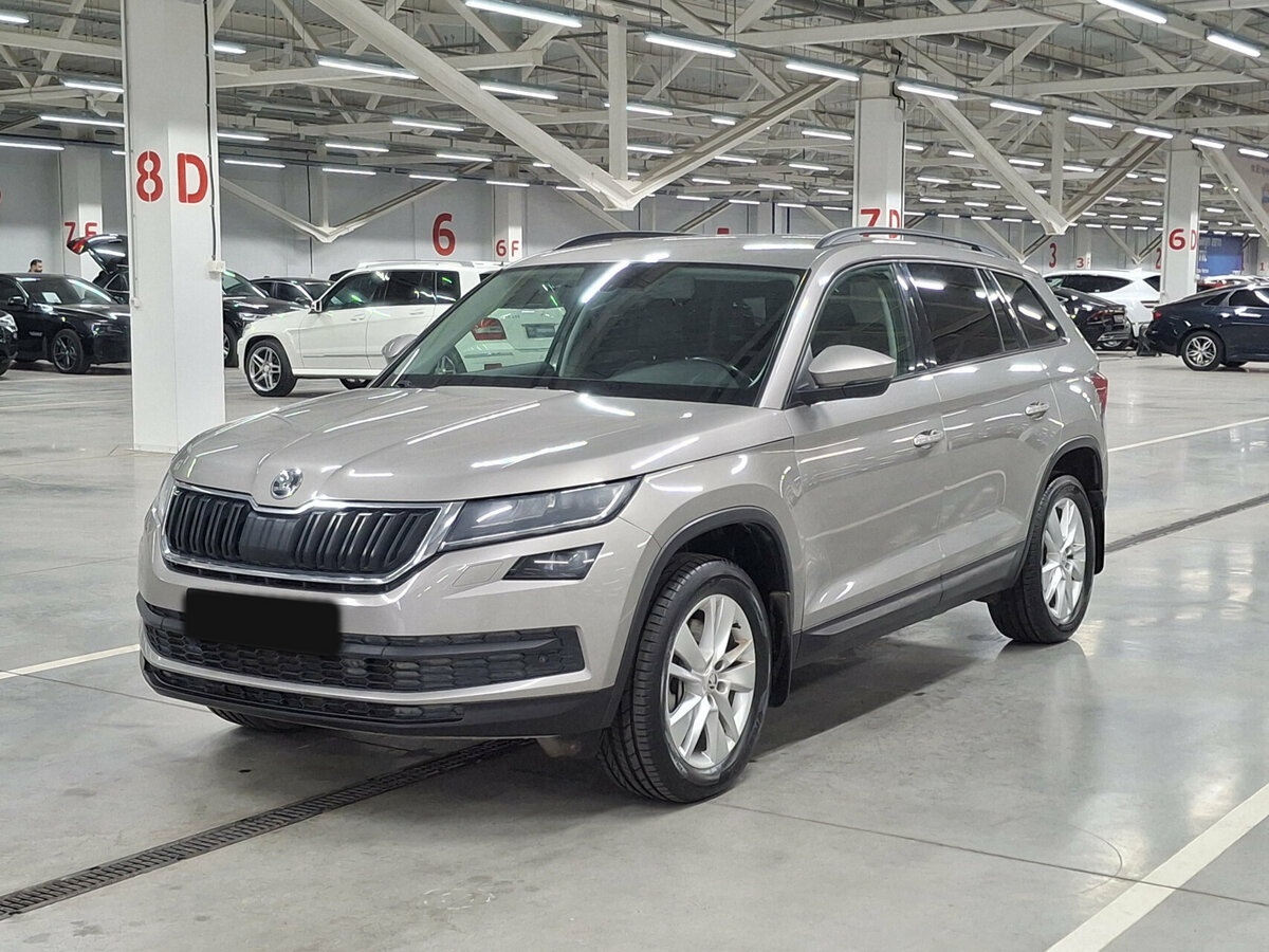 Skoda Kodiaq б/у, 2020, Роботизированная. Посмотреть фото