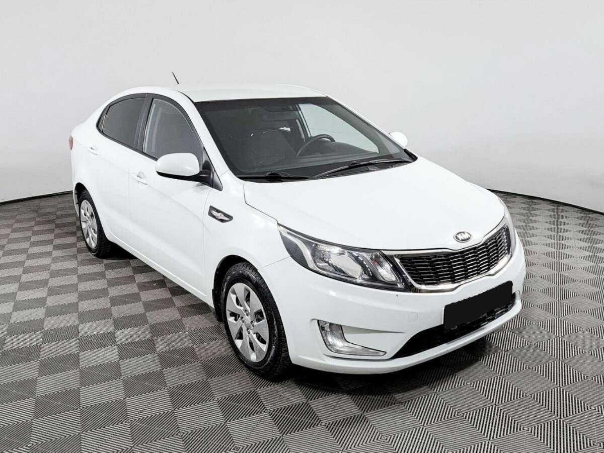 Kia Rio б/у, 2013, Механическая. Фото: #2