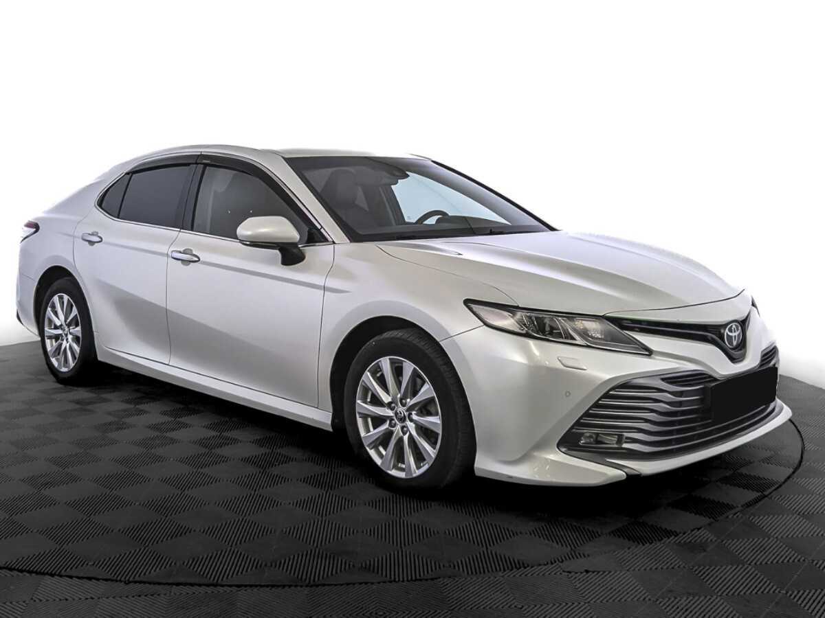 Toyota Camry б/у, 2021, Автоматическая. Фото: #2