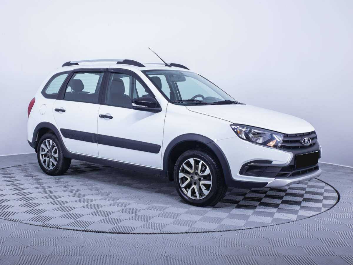 Lada (ВАЗ) Granta б/у, 2023, Механическая. Фото: #2
