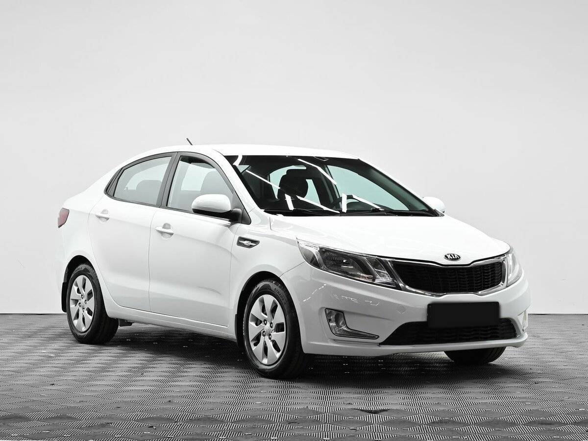 Kia Rio б/у, 2013, Механическая. Фото: #1