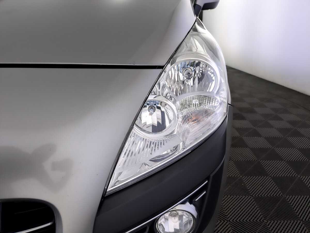 Peugeot 3008 б/у, 2012, Автоматическая. Фото: #16