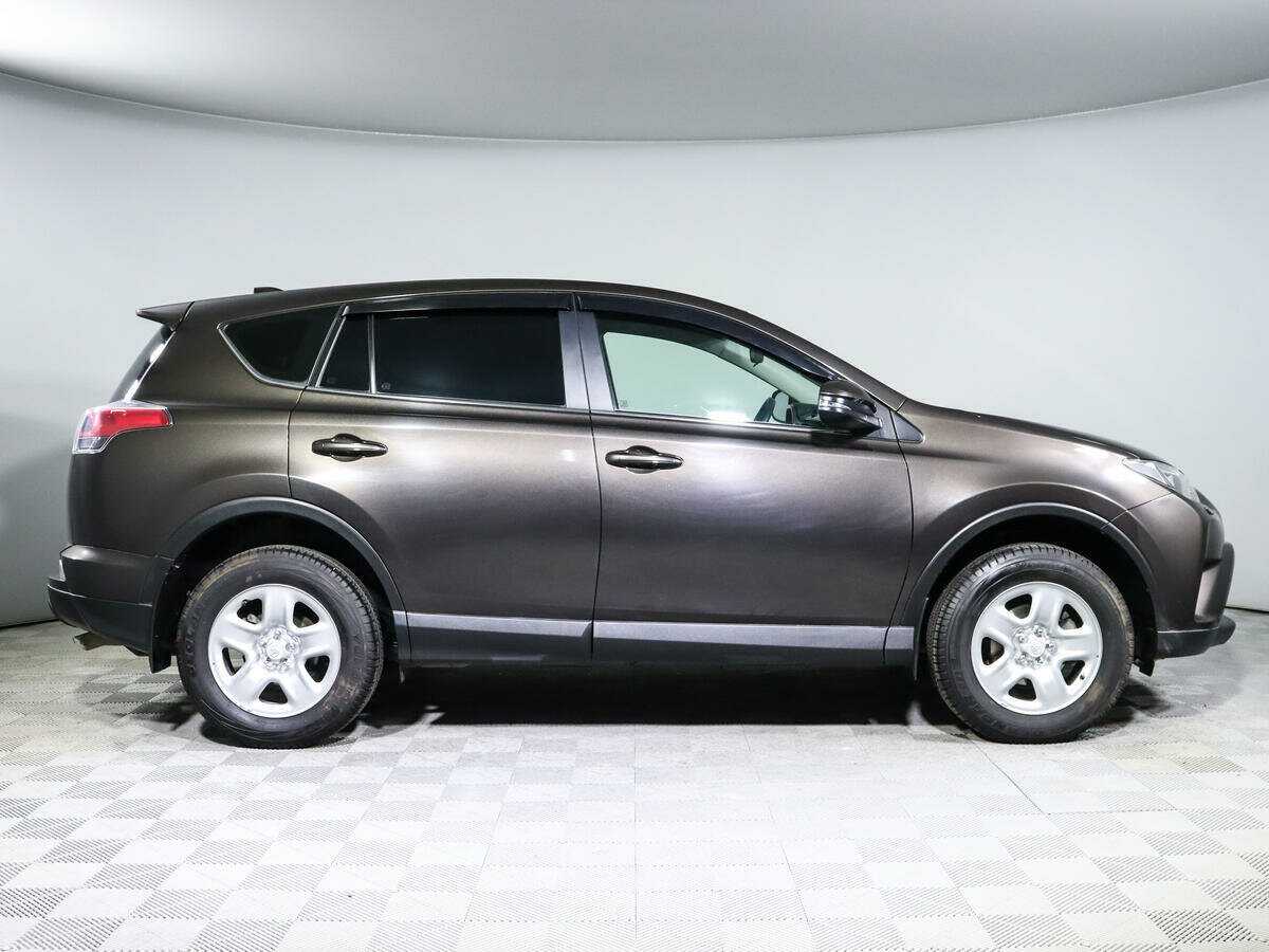 Toyota RAV4 б/у, 2018, Механическая. Фото: #3