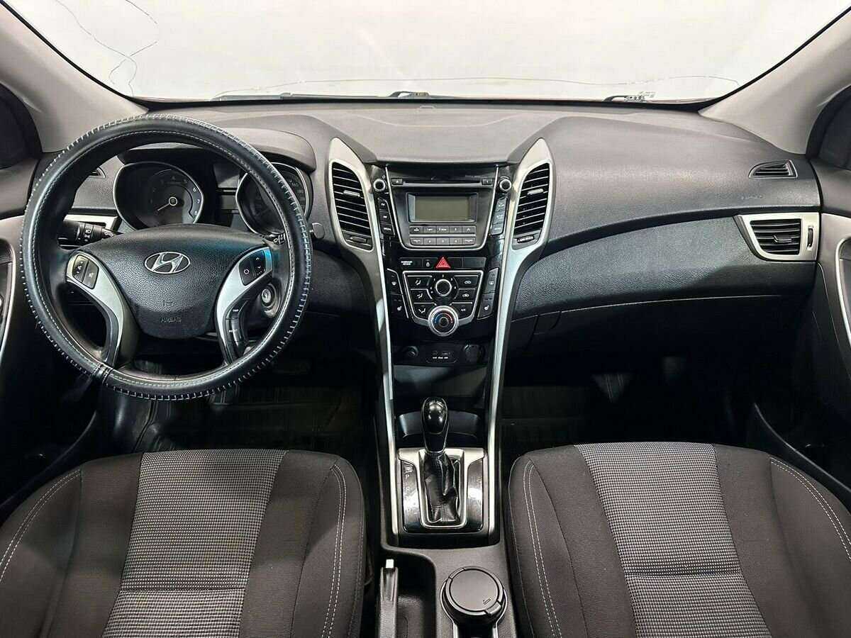 Hyundai i30 б/у, 2012, Автоматическая. Фото: #8