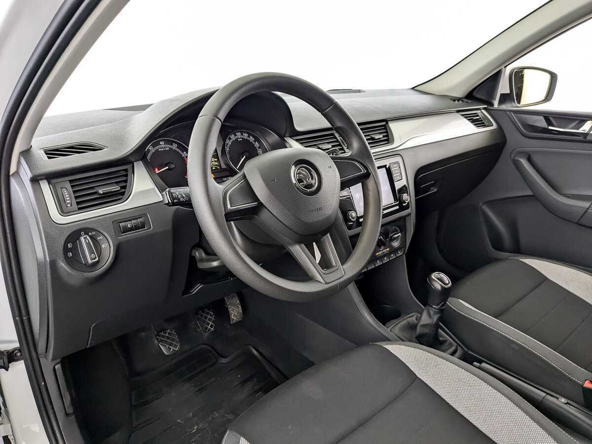 Skoda Rapid б/у, 2019, Механическая. Фото: #13