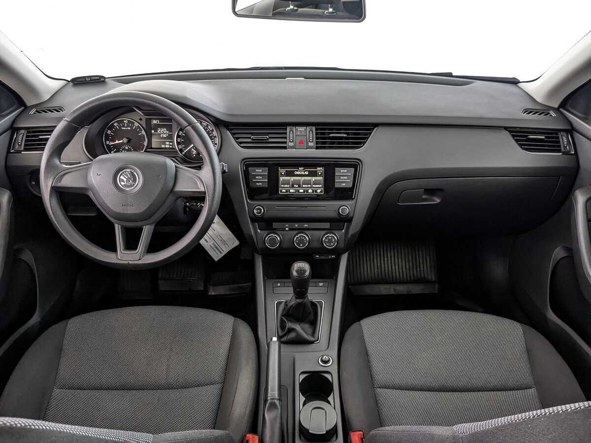 Skoda Octavia б/у, 2015, Механическая. Фото: #9