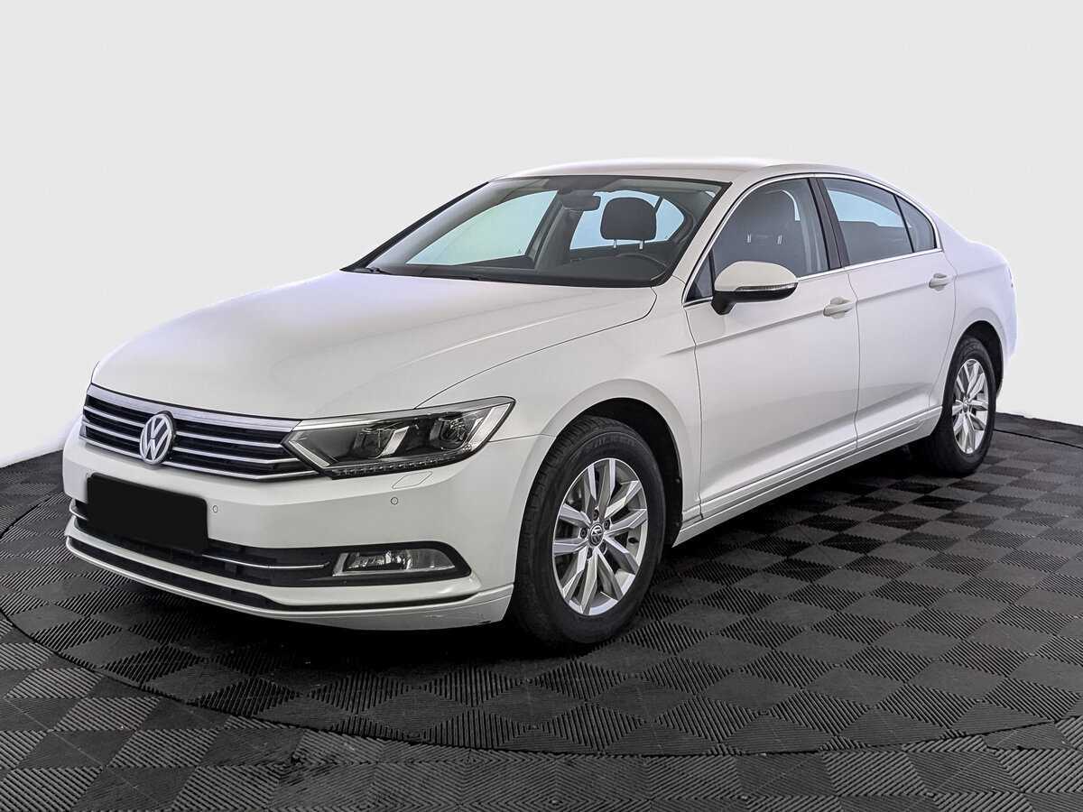 Volkswagen Passat б/у, 2019, Роботизированная. Посмотреть фото