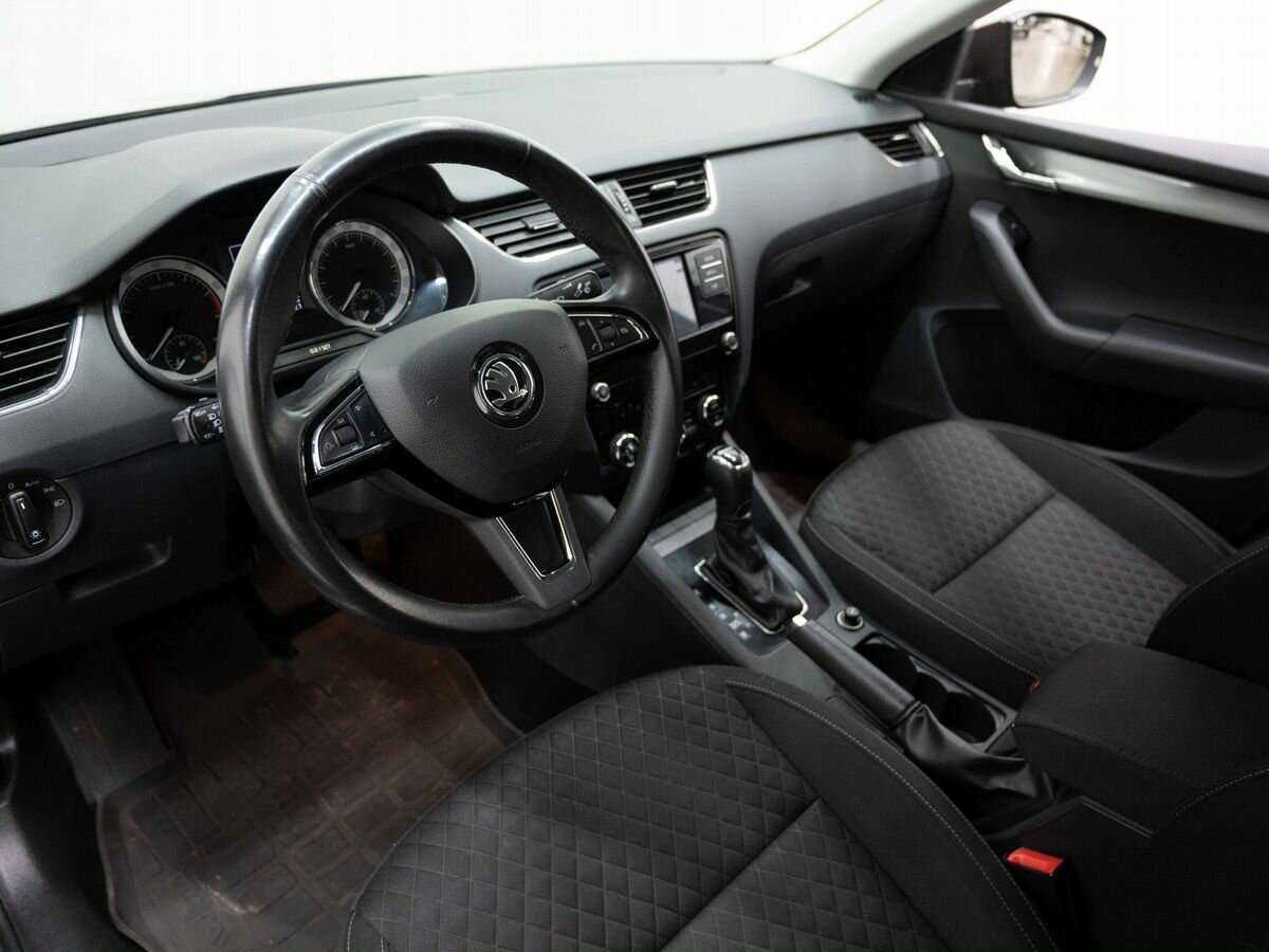 Skoda Octavia б/у, 2017, Автоматическая. Фото: #6