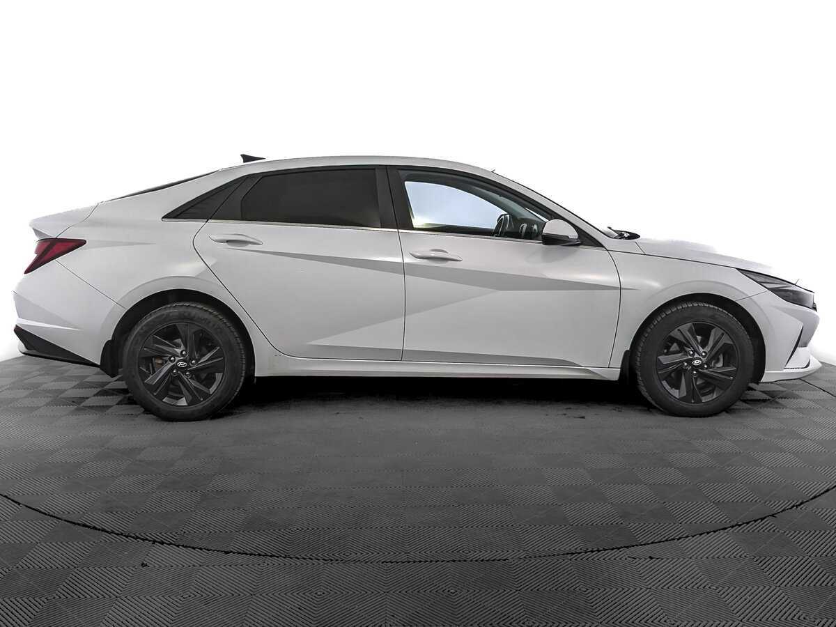 Hyundai Elantra б/у, 2021, Автоматическая. Фото: #3