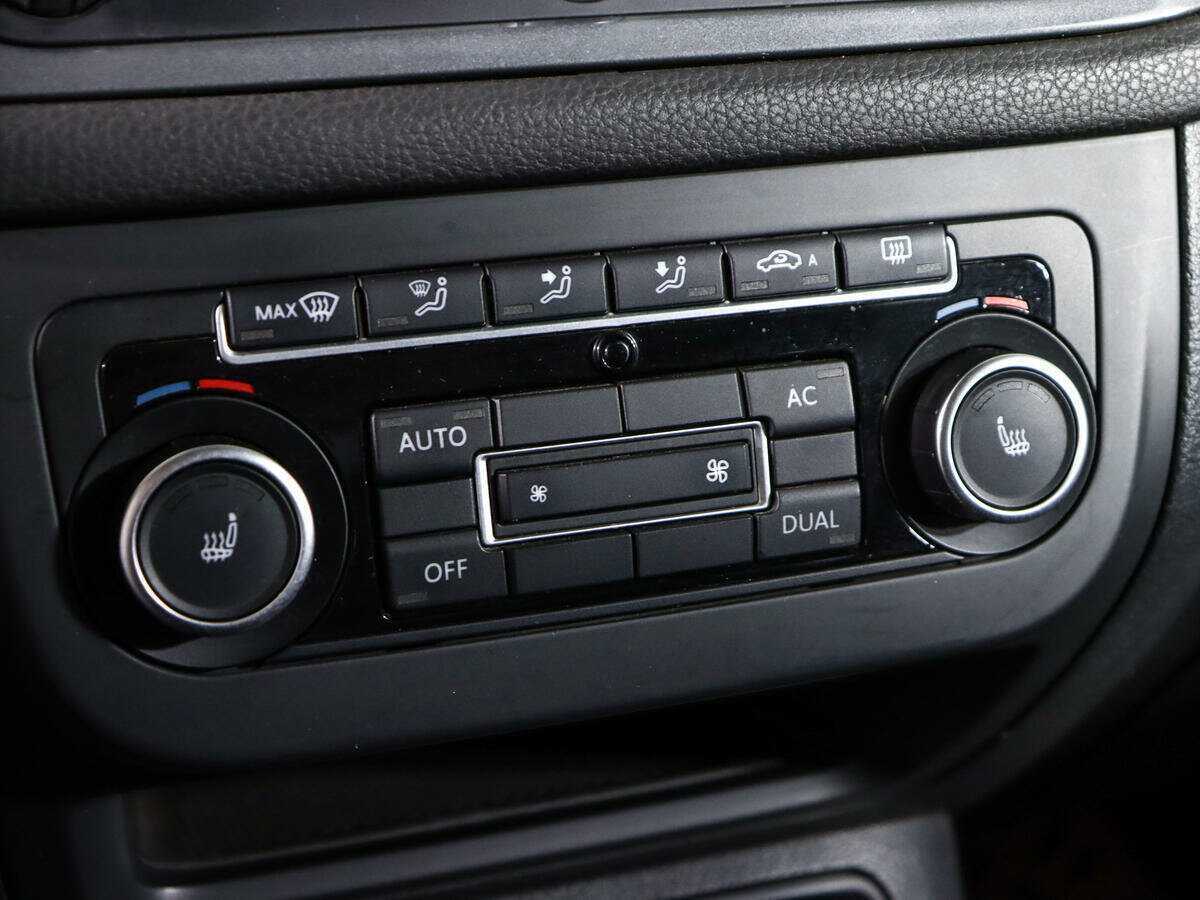 Volkswagen Tiguan б/у, 2012, Автоматическая. Фото: #16