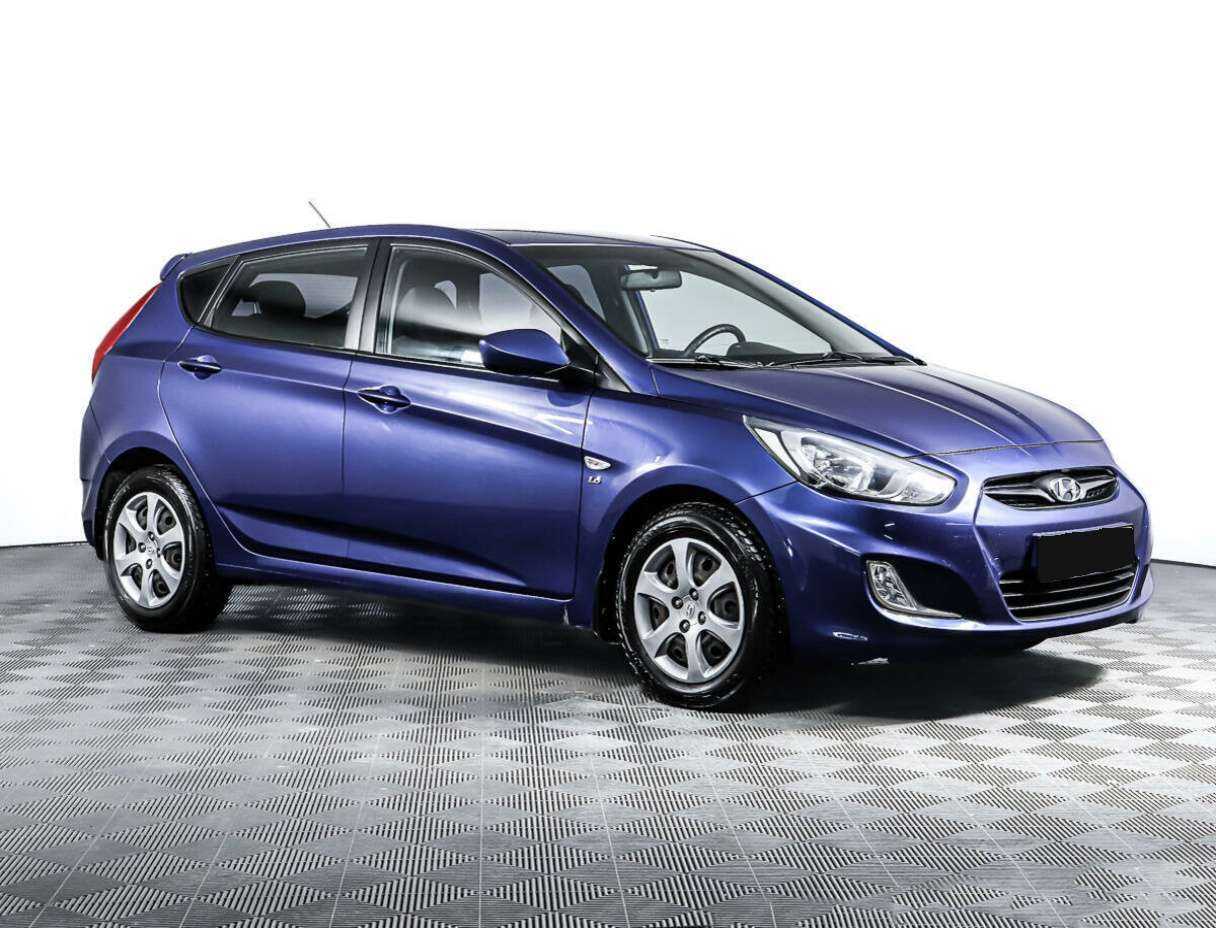 Hyundai Solaris б/у, 2012, Автоматическая. Фото: #2