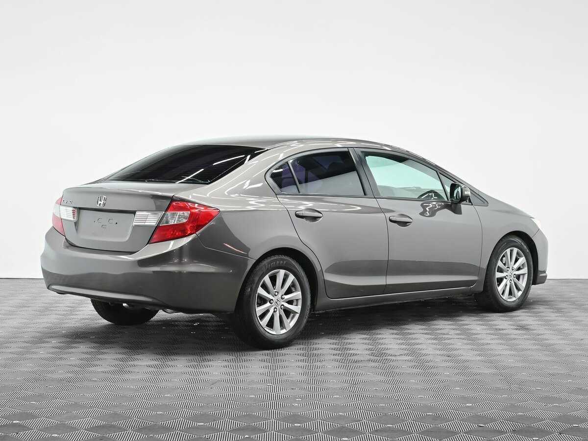 Honda Civic б/у, 2012, Автоматическая. Фото: #3