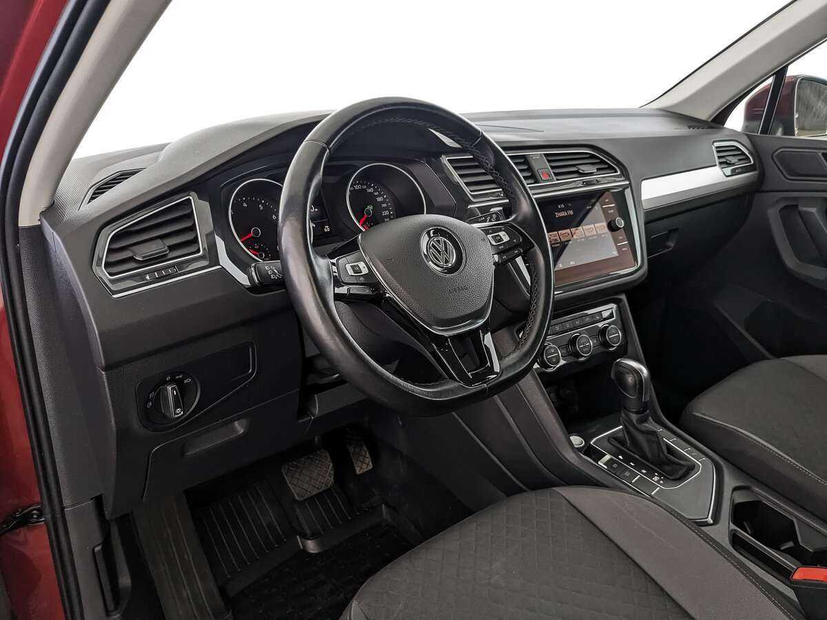Volkswagen Tiguan б/у, 2020, Роботизированная. Фото: #10