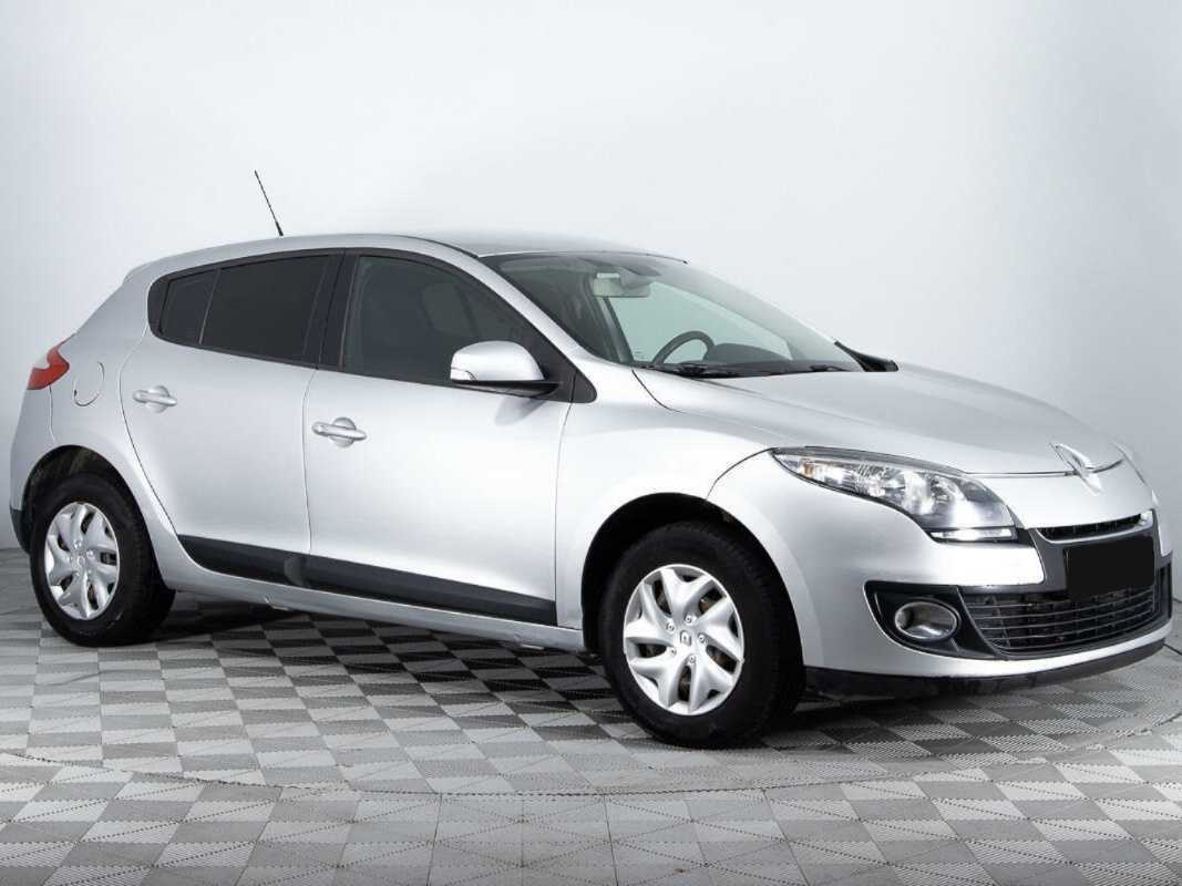 Renault Megane б/у, 2012, Механическая. Фото: #2