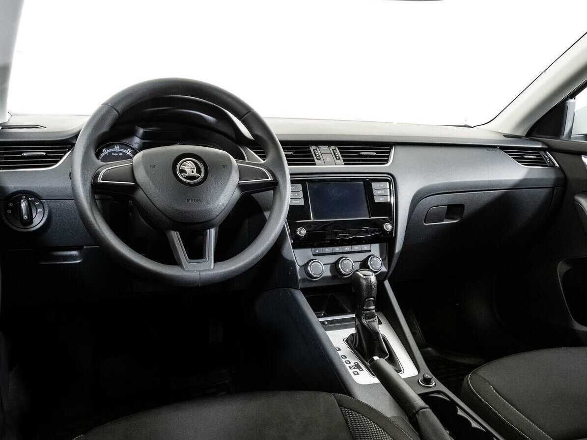 Skoda Octavia б/у, 2018, Автоматическая. Фото: #10