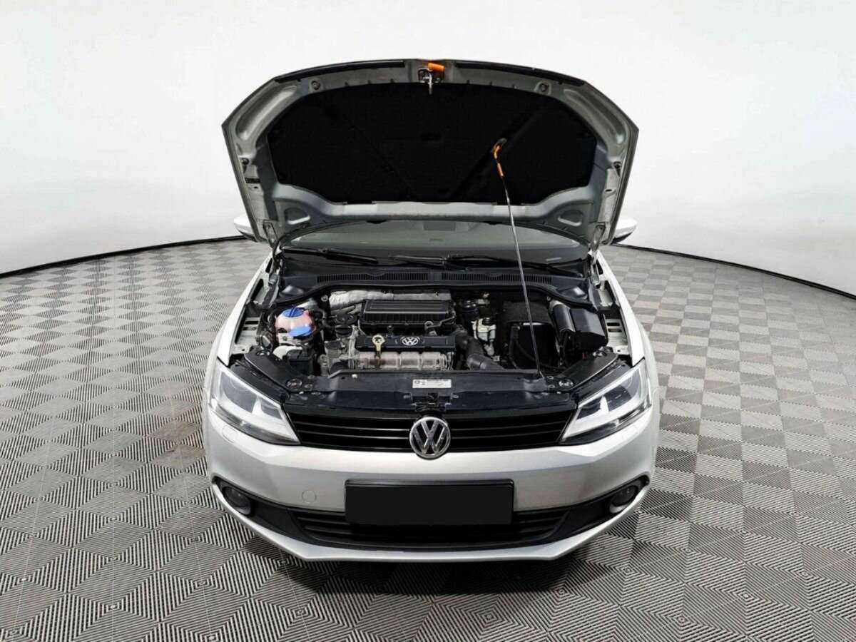 Volkswagen Jetta б/у, 2014, Механическая. Фото: #8