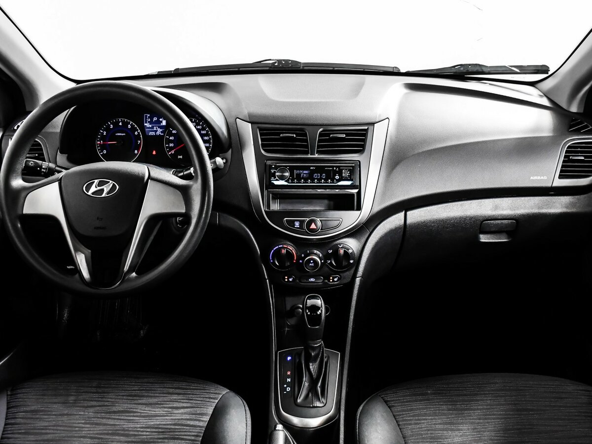 Hyundai Solaris б/у, 2016, Автоматическая. Фото: #9
