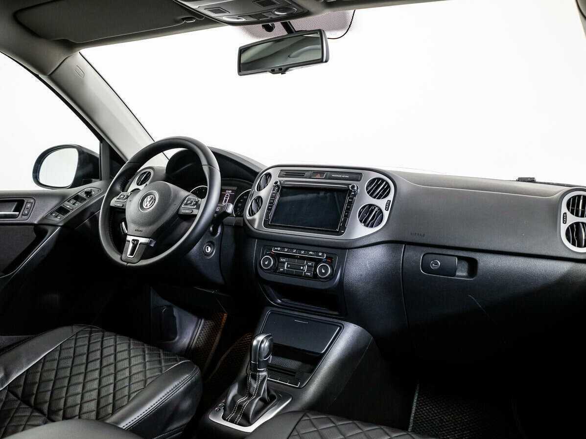 Volkswagen Tiguan б/у, 2015, Автоматическая. Фото: #6