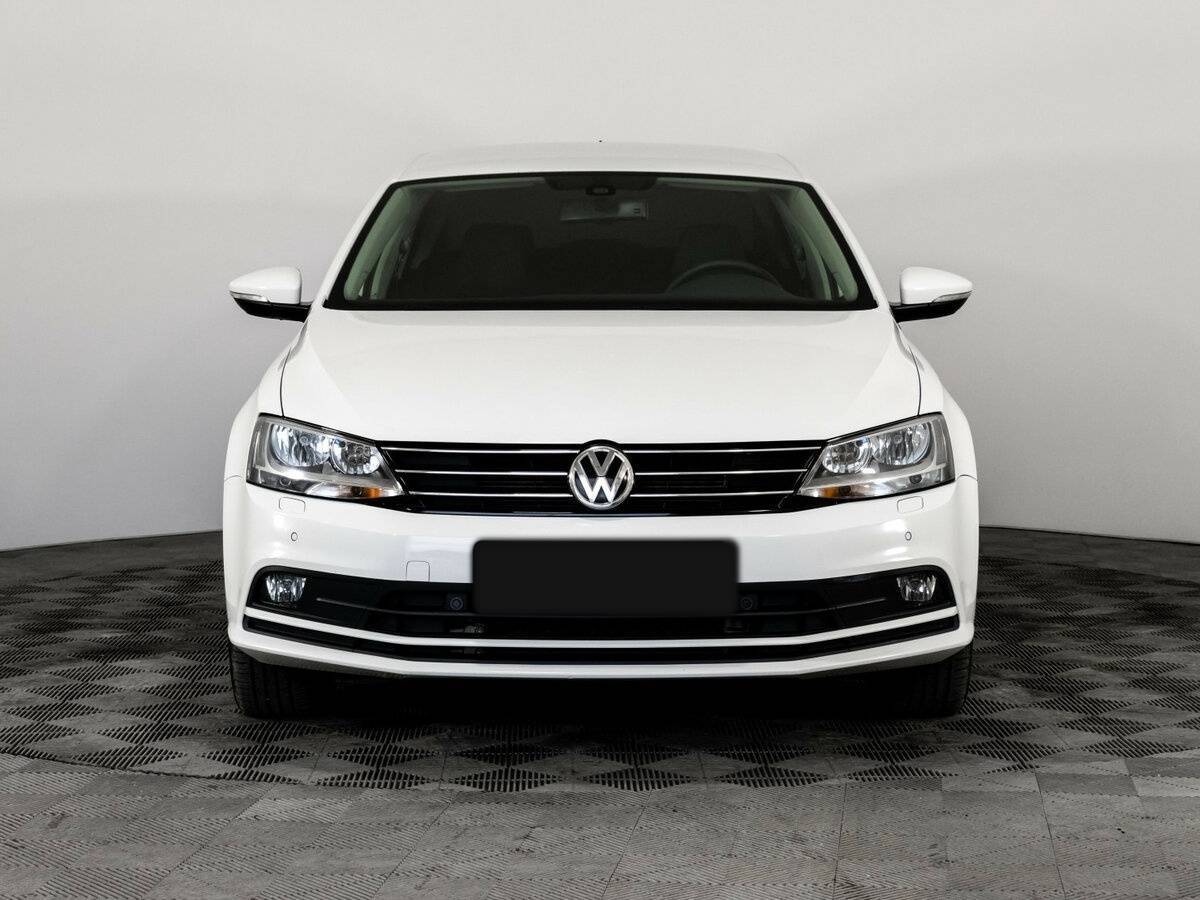 Volkswagen Jetta б/у, 2015, Роботизированная. Фото: #1
