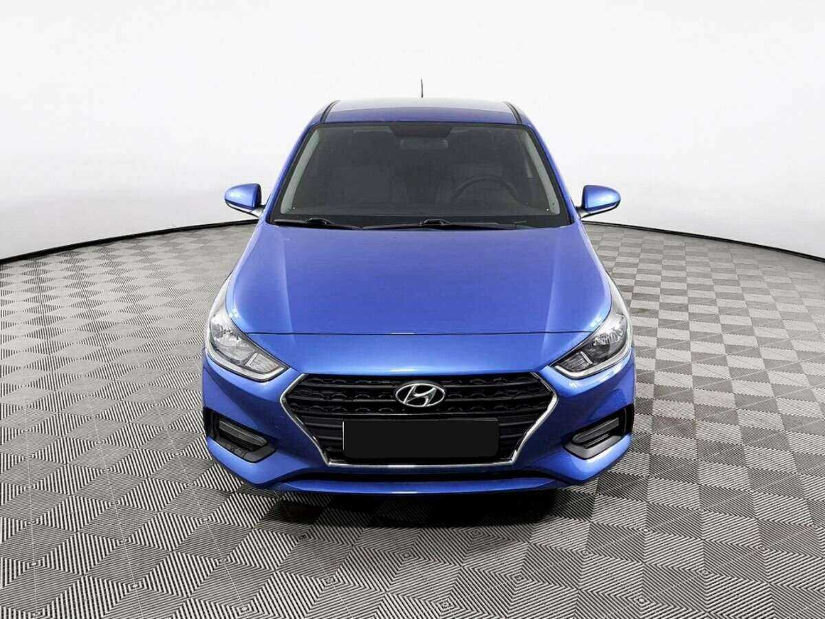 Hyundai Solaris б/у, 2018, Механическая. Фото: #1