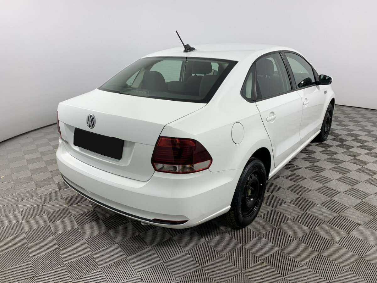 Volkswagen Polo б/у, 2019, Механическая. Фото: #4