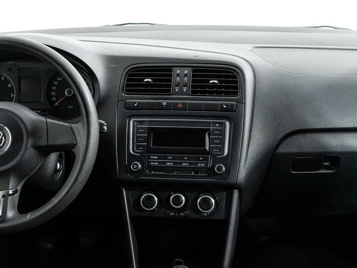 Volkswagen Polo б/у, 2014, Механическая. Фото: #13