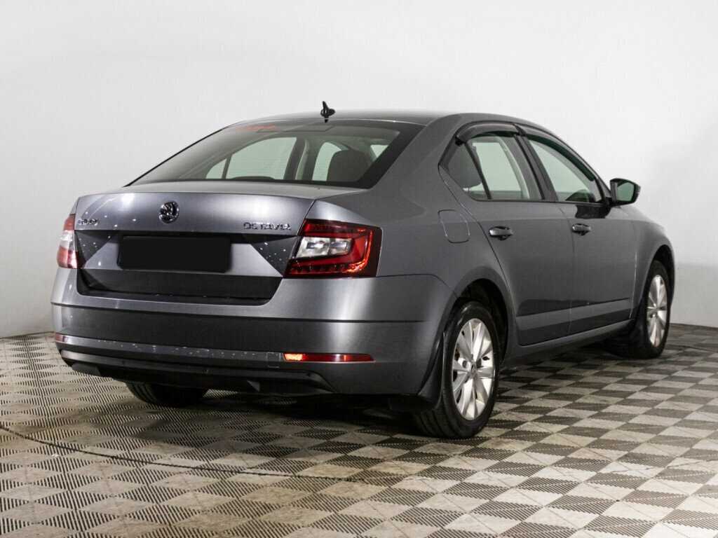 Skoda Octavia б/у, 2018, Автоматическая. Фото: #4