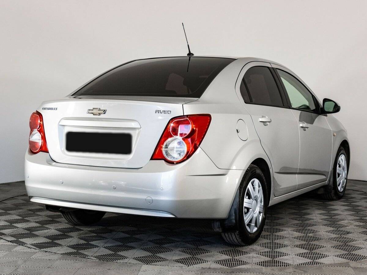 Chevrolet Aveo б/у, 2015, Автоматическая. Фото: #3