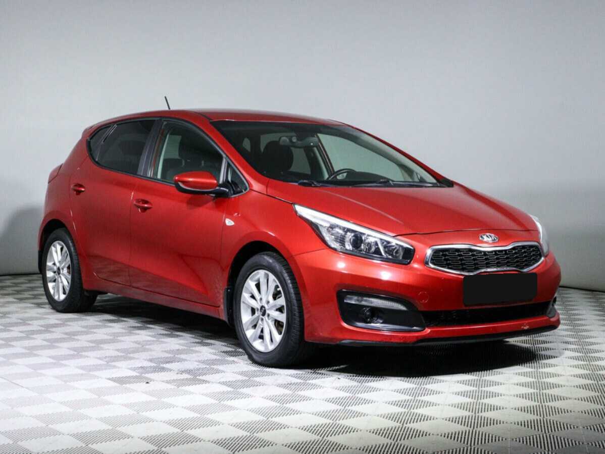 Kia Ceed б/у, 2016, Автоматическая. Фото: #2