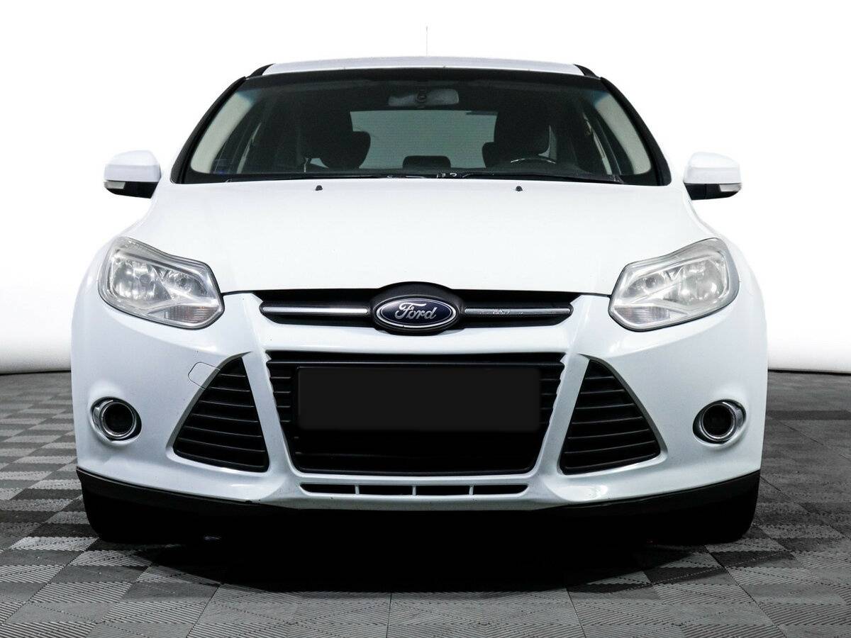 Ford Focus б/у, 2012, Механическая. Фото: #1