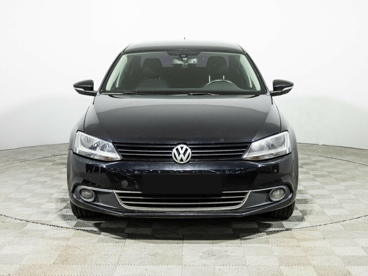 Volkswagen Jetta б/у, 2013, Роботизированная. Фото: #1