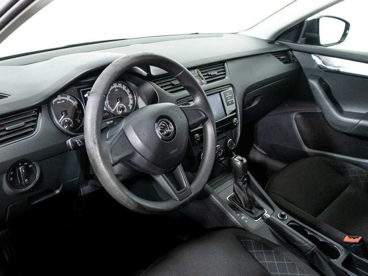 Skoda Octavia б/у, 2018, Автоматическая. Фото: #10