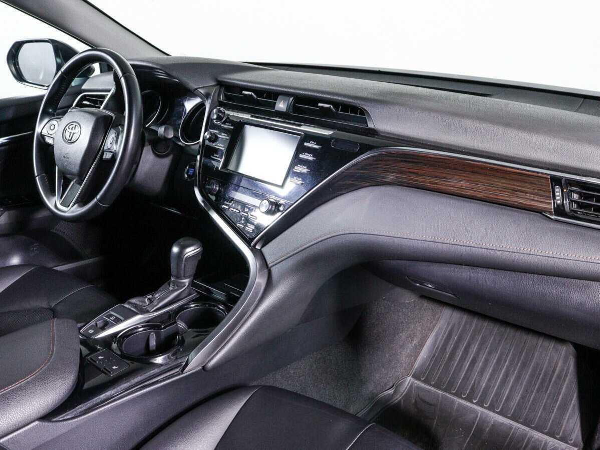 Toyota Camry б/у, 2019, Автоматическая. Фото: #8