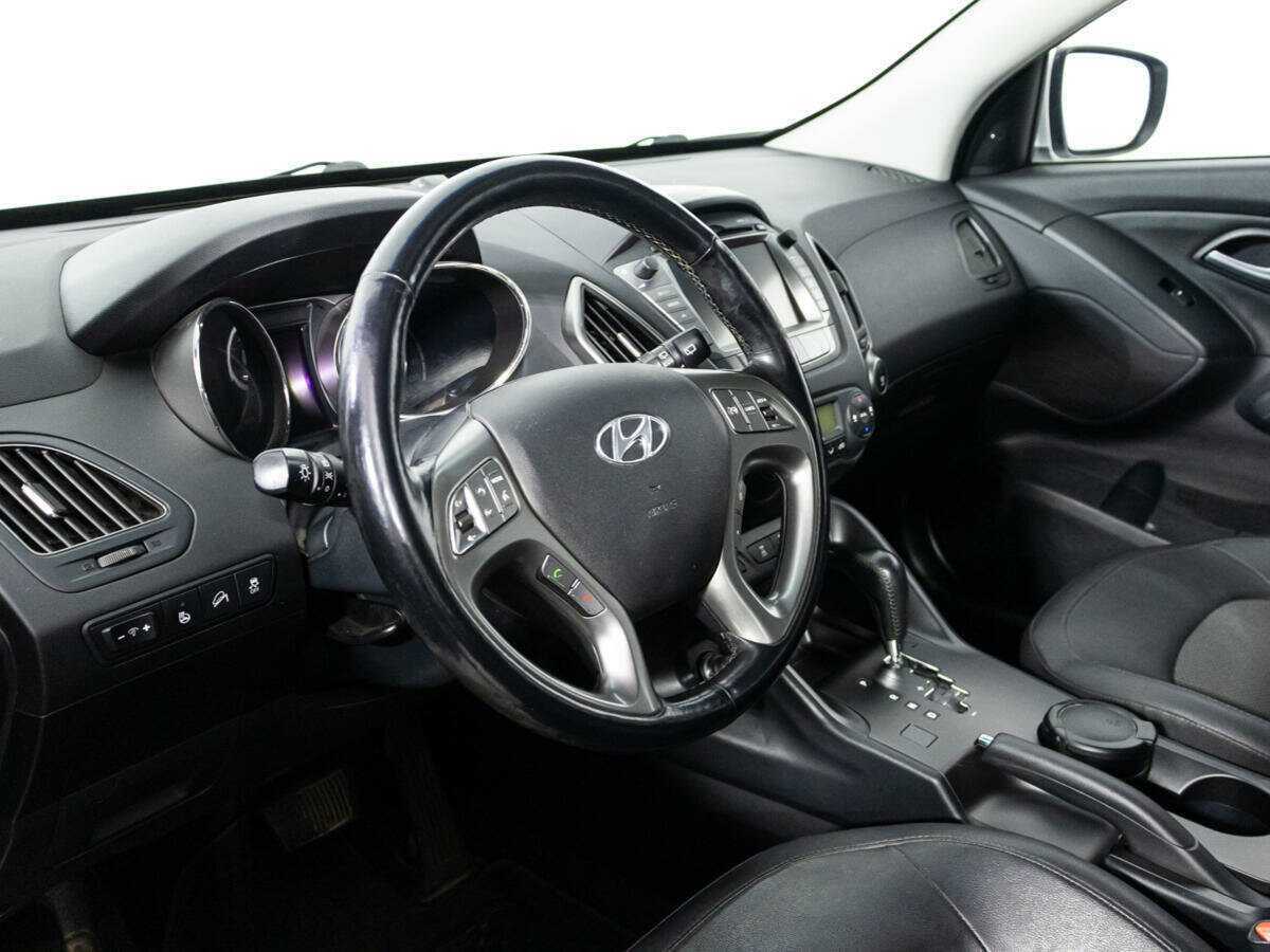 Hyundai ix35 б/у, 2013, Автоматическая. Фото: #10
