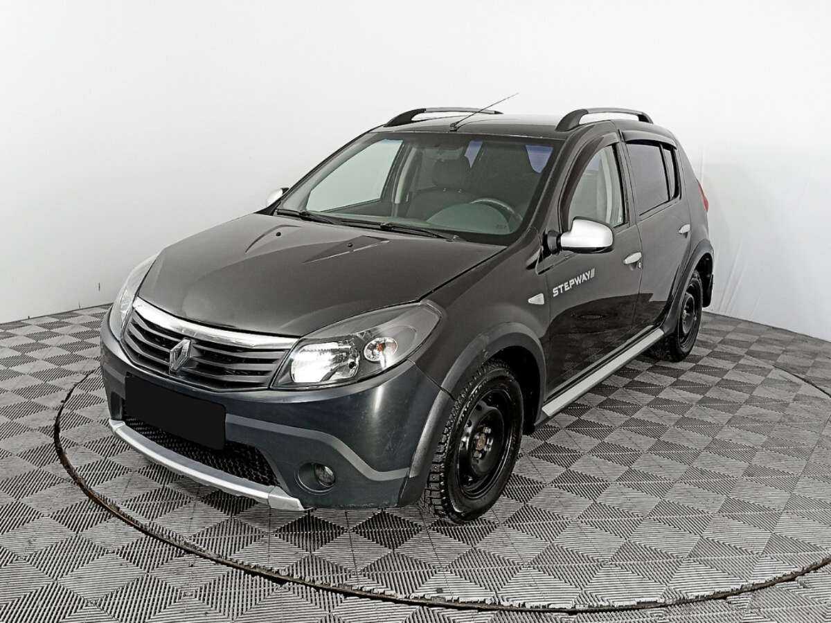 Renault Sandero б/у, 2013, Механическая. Фото: #0