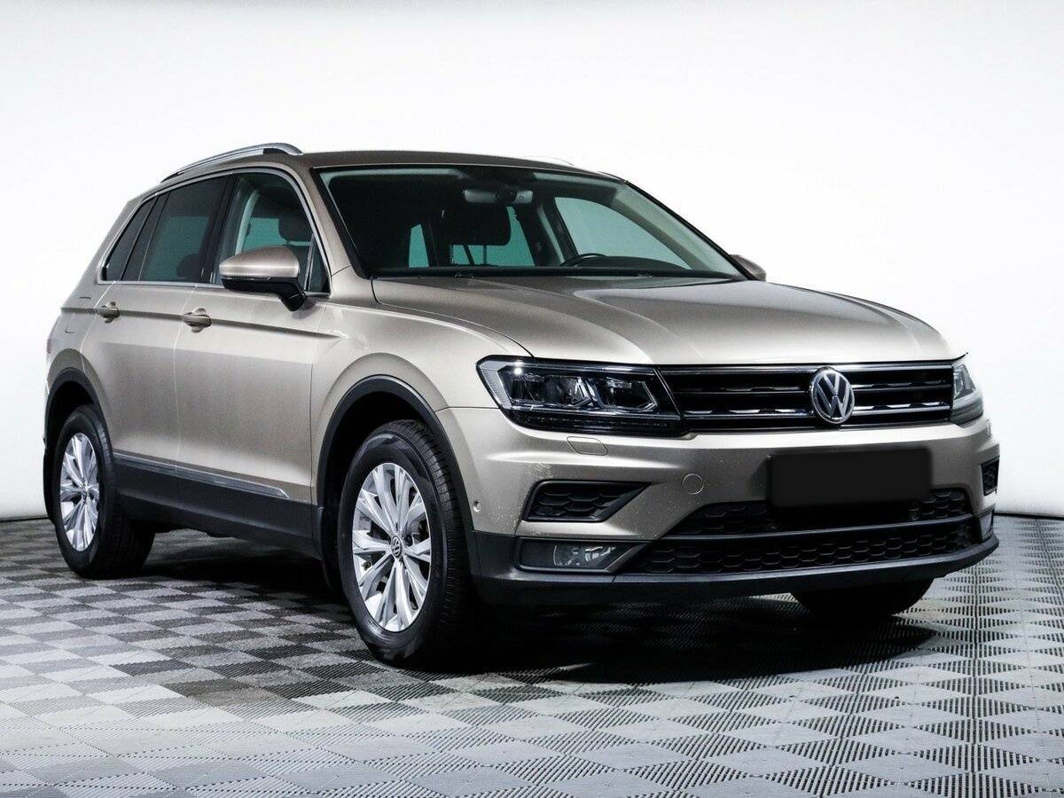 Volkswagen Tiguan б/у, 2017, Роботизированная. Фото: #2