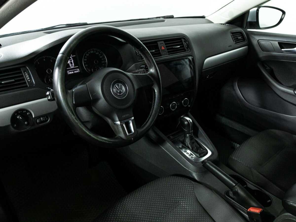 Volkswagen Jetta б/у, 2012, Автоматическая. Фото: #10
