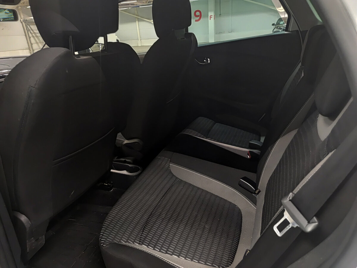 Renault Kaptur б/у, 2017, Вариатор. Фото: #11